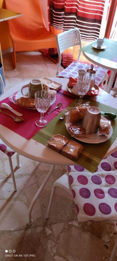 Magione Apartment&Rooms Palermo Bagian luar foto