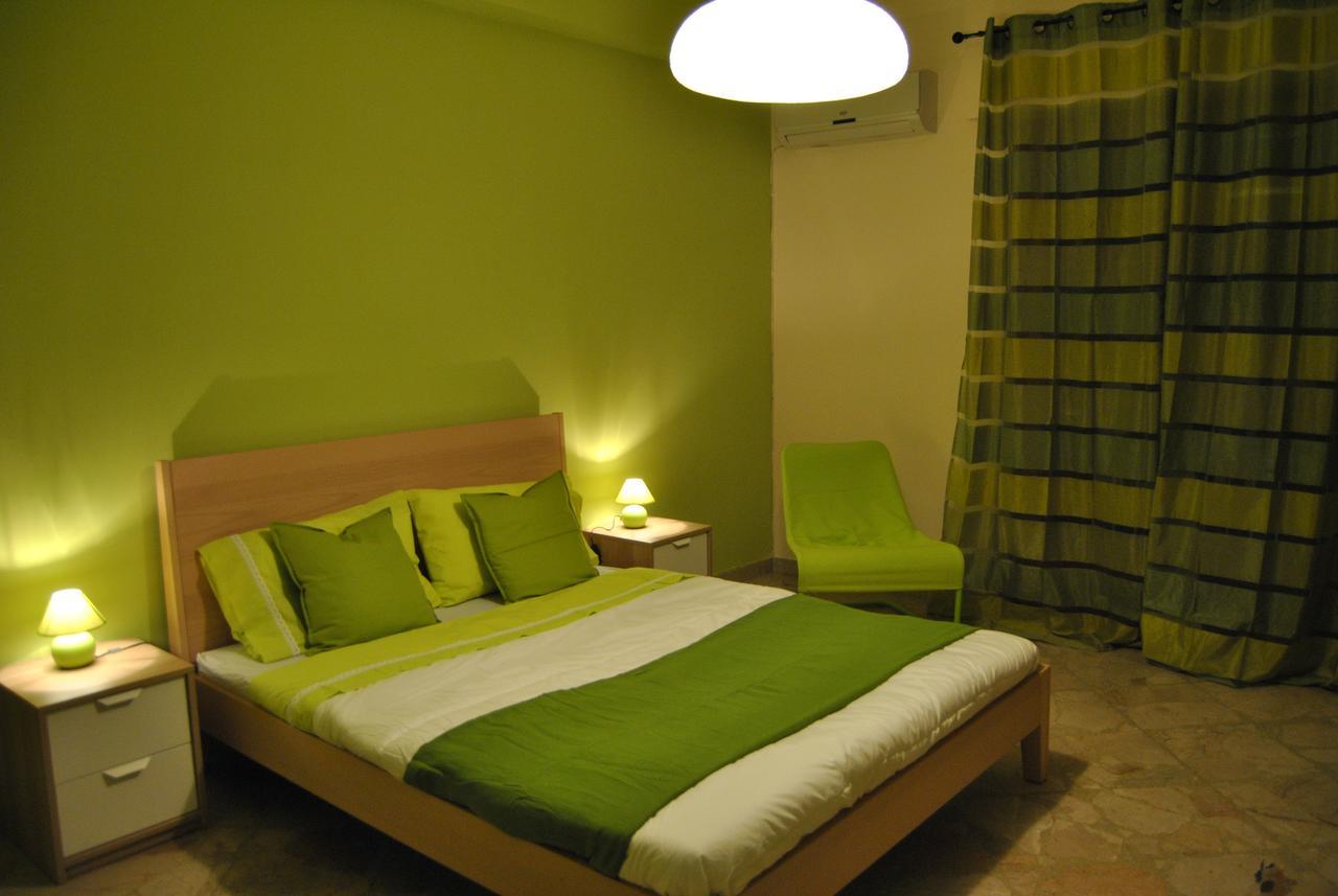 Magione Apartment&Rooms Palermo Bagian luar foto